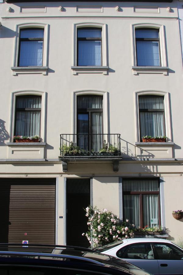 B&B Les Iris Bruselas Exterior foto